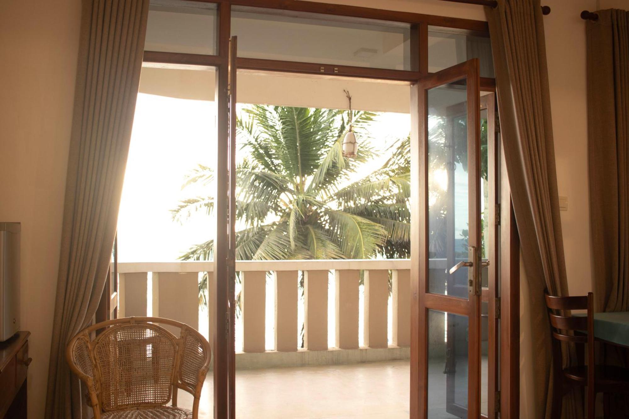 Hotel Coconut Bar Sea Lodge Beruwala Exterior photo